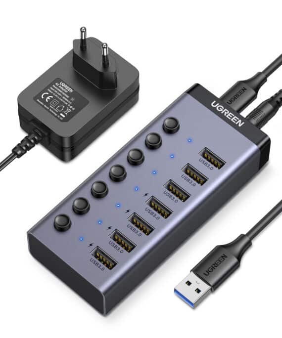 UGREEN 7 in 1 USB 3.0 Hub-Grey